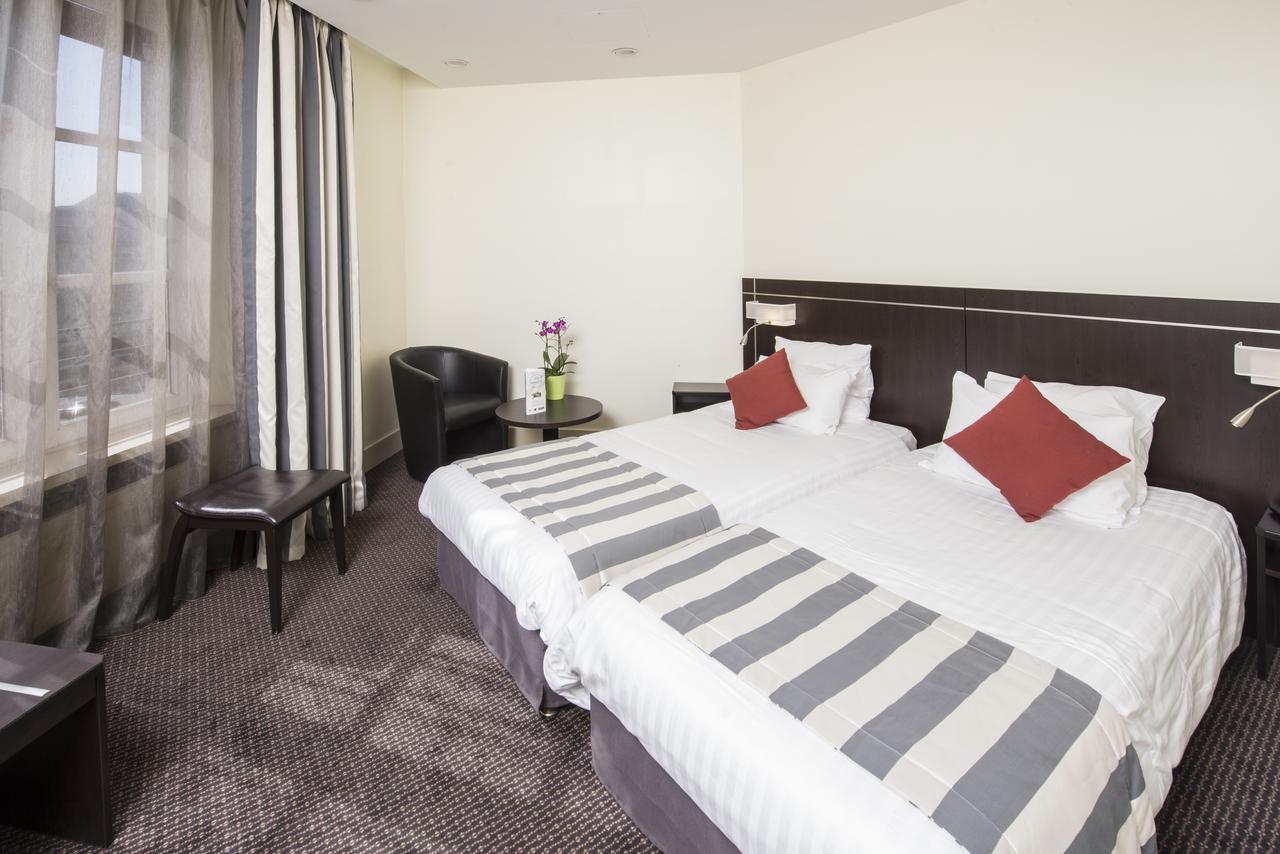 Kyriad Paris 10 - Gare De L'Est Hotel Ngoại thất bức ảnh